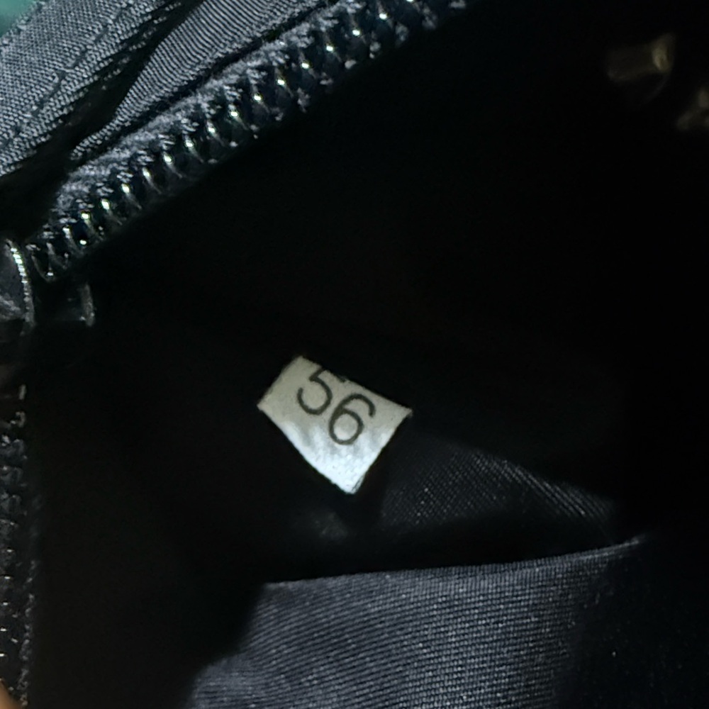 Prada Re-Edition 2000 Nylon Mini Bag - Picture 11 of 11